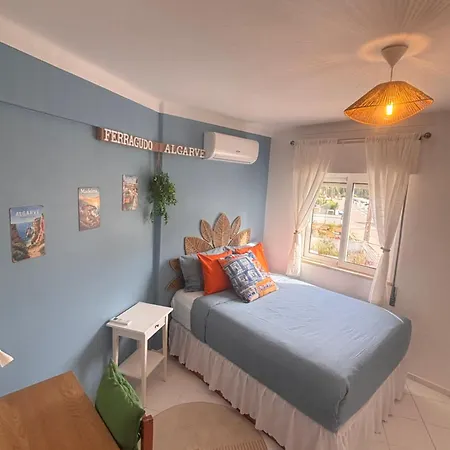 Apartman Front & Castle View - Sunny *